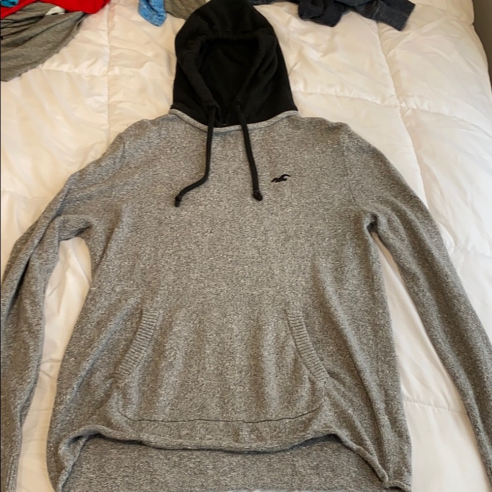 Men’s Hollister Sweatshirt Size Medium